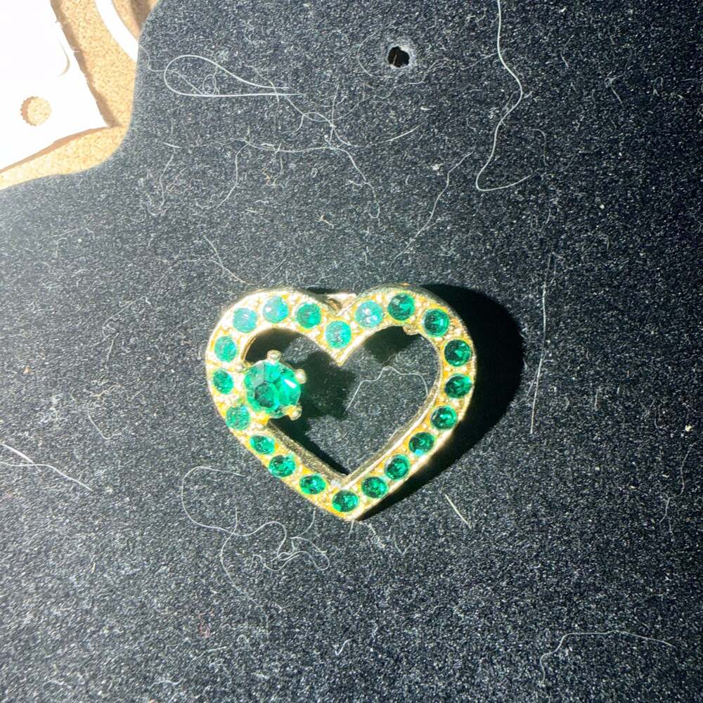 Vintage Gold Tone Green Rhinestone Heart Brooch Pin
